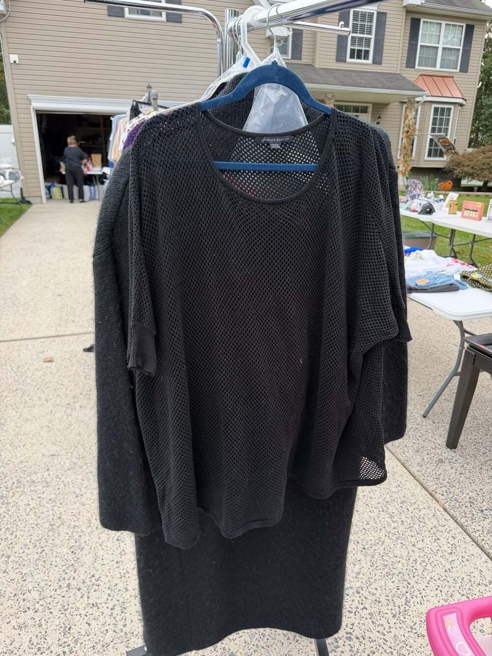Katherine Barclay Black Fishnet Sweater Size SM PM (pp-14)